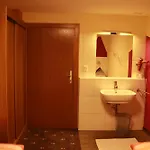 Gasthuis Haus Kartoner 3*